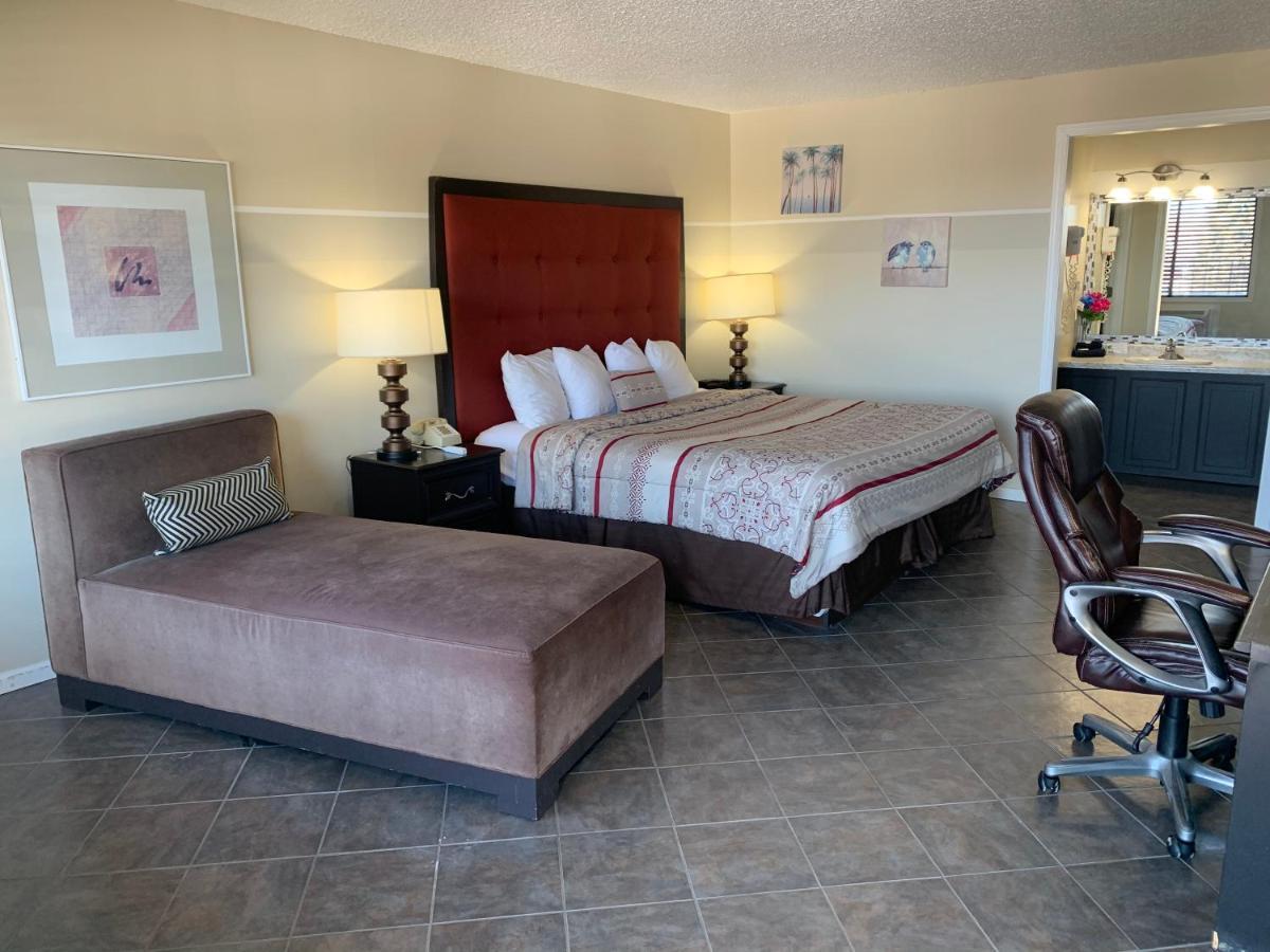 Geneva Wells Inn Lake Geneva Bagian luar foto